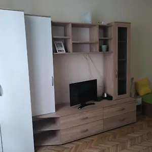Apartman Adrienn, Budapest